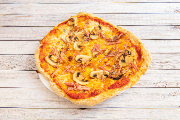 Freshly baked pizza image - Photo, image
