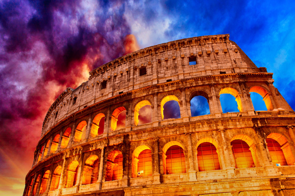 Coliseo, Roma, Italia
 - Foto, imagen