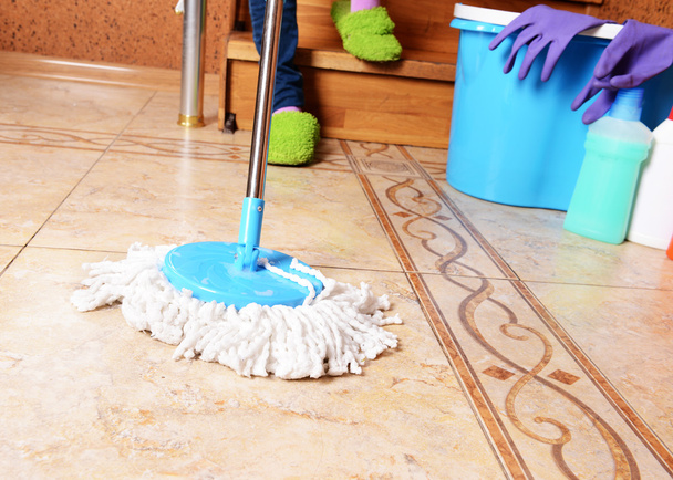 House cleaning with mop - Foto, Bild