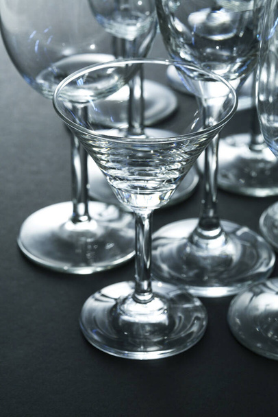 empty glassware close-up view - Foto, Imagen