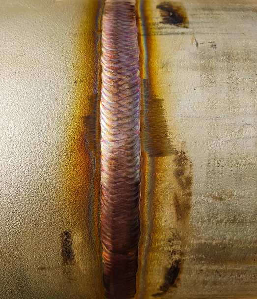 Tubulação de aço inoxidável de soldagem é completa no processo de soldagem a arco de tungstênio de gás (GTAW
) - Foto, Imagem