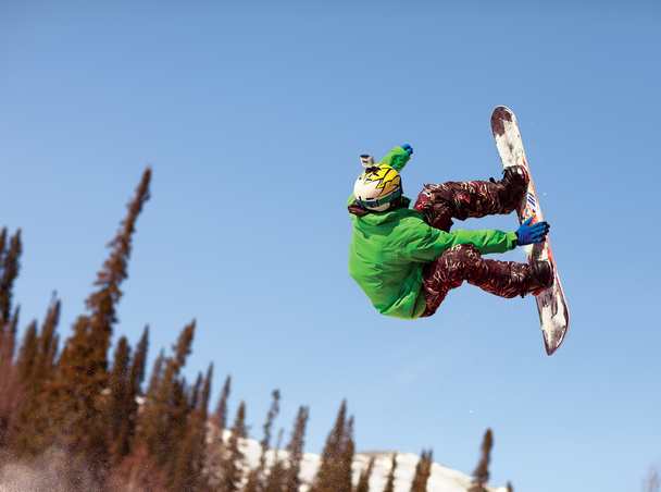 Salto de snowboarder
 - Foto, Imagem
