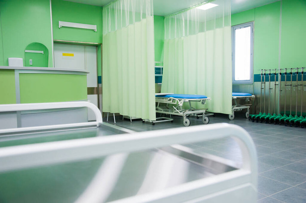 Wnętrze sali operacyjnej w nowoczesnej klinice - Zdjęcie, obraz
