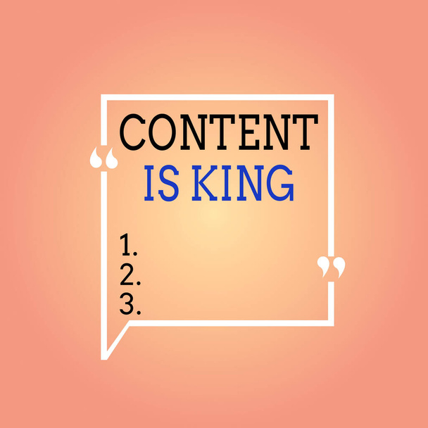Rukopis Content Is King. Koncept znamená marketing zaměřený na rostoucí viditelnost neplacené výsledky vyhledávání Prázdné hrany hrany hrany obrysu Citace Bublina s uvozovkou Interpunkce. - Fotografie, Obrázek