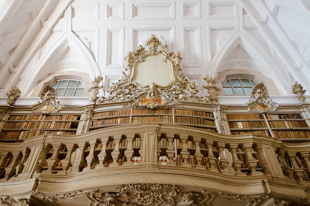 Библиотека в Национальном дворце Мафра
 - Фото, изображение