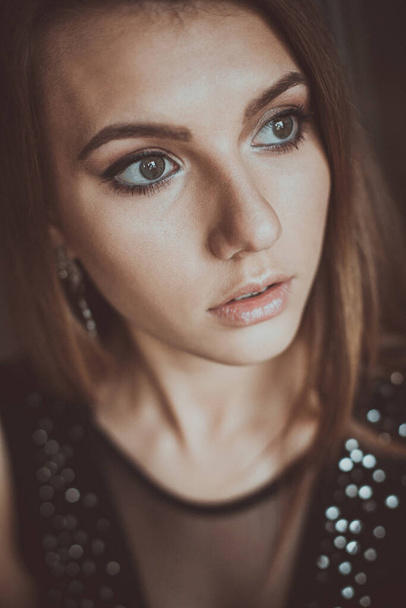 Young woman portrait. Sepia colors. - Fotoğraf, Görsel
