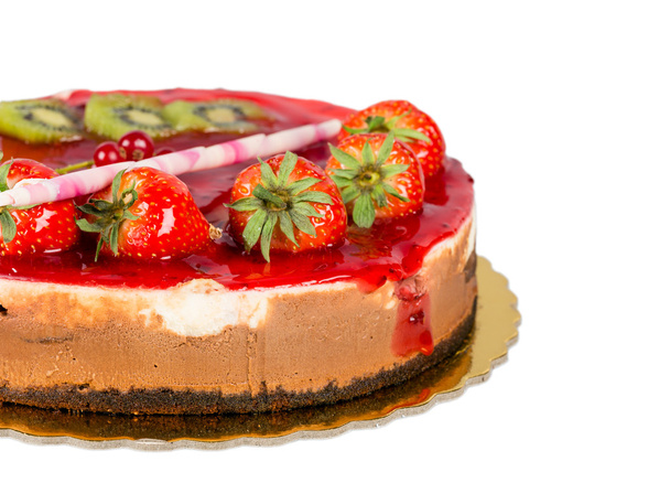 Strawberry cake with jelly topping and figs, isolated - Valokuva, kuva
