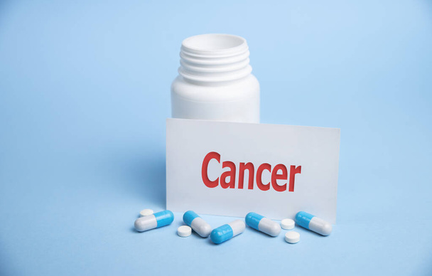 cancer word background on medical bottle, medical concept - Foto, Bild