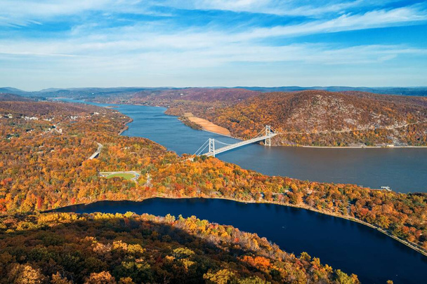 Beau feuillage en vue aérienne d'automne aux Etats-Unis - Photo, image
