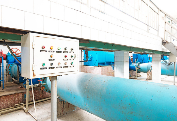 Moderna planta de tratamiento de aguas residuales urbanas - Foto, Imagen
