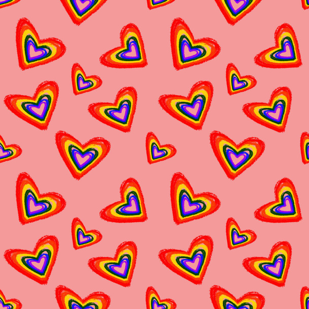 Patrón sin costuras con corazones de arco iris coloreados en colores de bandera LGBT sobre fondo de coral. Símbolo del orgullo gay. Símbolo de comunidad LGBT
. - Foto, Imagen