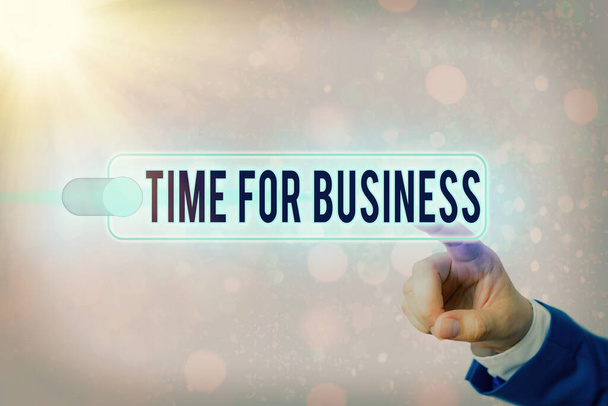 Ecriture conceptuelle montrant Time For Business. Texte de la photo d'affaires exécuter les transactions dans le délai promis au client
. - Photo, image