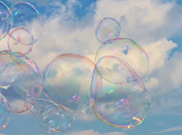 Seifenblasen auf Brise am Himmel - Foto, Bild