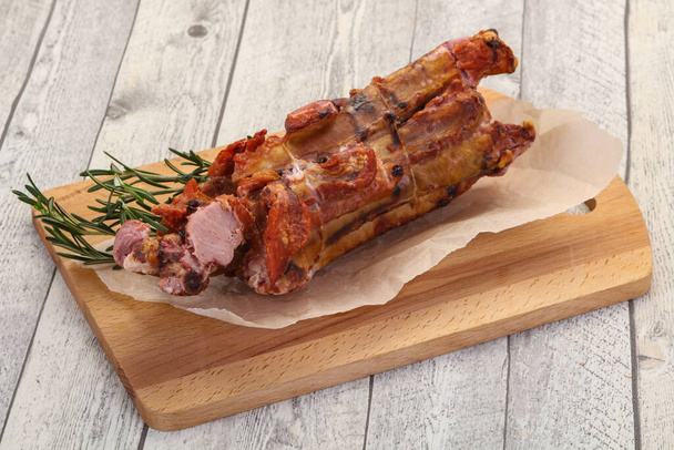 Côtes de porc fumé servi romarin - Photo, image