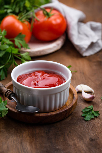 Fresh homemade tomato sauce with garlic - Photo, Image