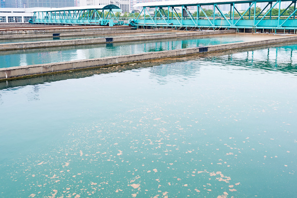 Modern kentsel atık su arıtma tesisi - Fotoğraf, Görsel