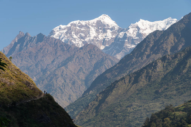 Saula mountain peak view from Manaslu trekking route, Himalaya mountains range in Nepal, Asia - Foto, afbeelding