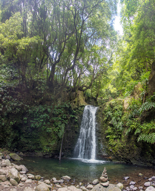 procházka a objevte prego salto vodopád na ostrově Sao miguel, azores, Portugalsko. - Fotografie, Obrázek