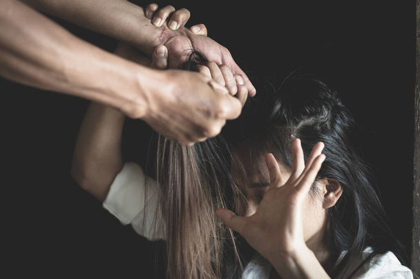  女性、暴力や人身売買の被害者、国際女性デーに対する暴力を止める - 写真・画像