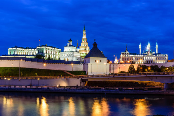 Kazan Kremlin, Kazan, Tataristan, Rusya gece görüşü - Fotoğraf, Görsel
