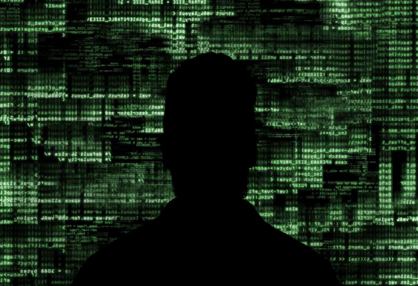 Cyber hacker atacan los datos de interfaz de piratería segura
  - Foto, imagen