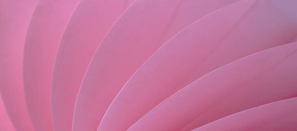 Fundo abstrato rosa com padrão bizarro. Linhas suaves luz de transição e sombras escuras. Fotos com foco suave
. - Foto, Imagem