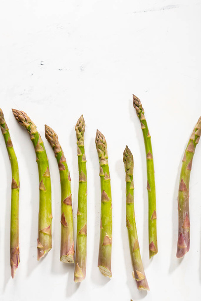 Organic asparagus food ingredients - Фото, изображение