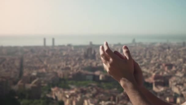 Applaus klap Barcelona skyline Coronavirus covid-19 lockdown - Video