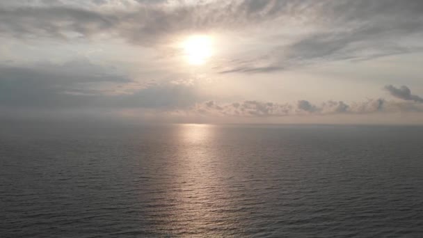flying above sunny black sea - Video, Çekim