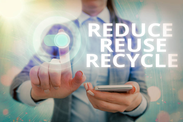 Word írás szöveg csökkentse újra Recycle. A környezetbarát fogyasztói magatartás üzleti koncepciója. - Fotó, kép