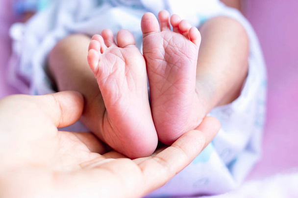 Closeup of newborn baby love - Valokuva, kuva