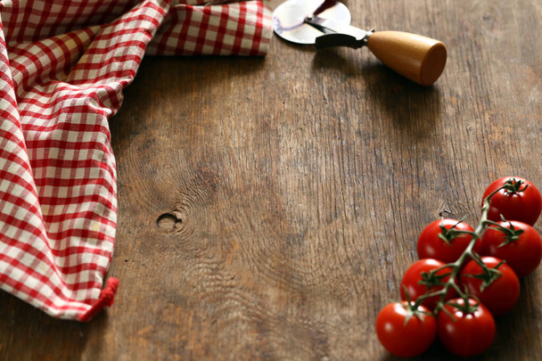 Küche hölzernen Hintergrund mit Serviette - Foto, Bild