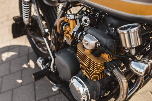 Close-up motorcycle engine - custom bike - Zdjęcie, obraz