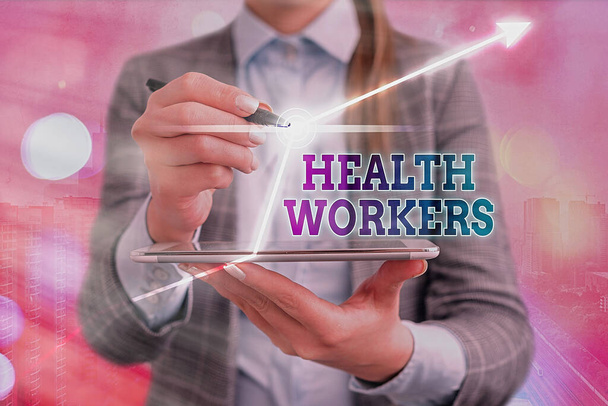 Πινακίδα που δείχνει τους εργαζόμενους στην υγεία. Εννοιολογική φωτογραφία της οποίας η δουλειά είναι να προστατεύει την υγεία των κοινοτήτων τους. - Φωτογραφία, εικόνα