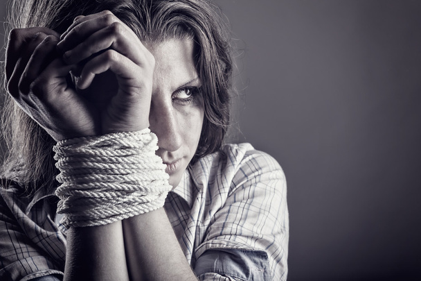 Donna vittima di violenza domestica  - Foto, immagini