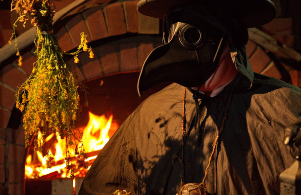 The plague doctor of the 16th century epidemic. - Photo, Image