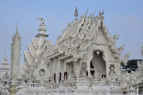 Wat Rong Khun - the beautiful white temple in Chiang Rai - Fotoğraf, Görsel