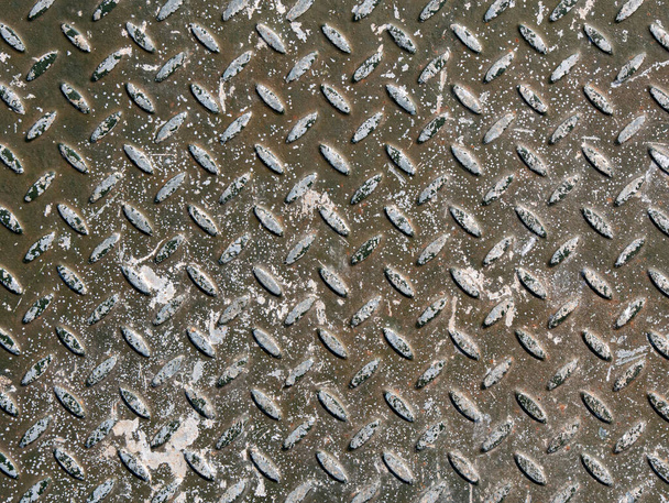 Obraz tła zardzewiałego metalu z powtarzalnym patten - Zdjęcie, obraz