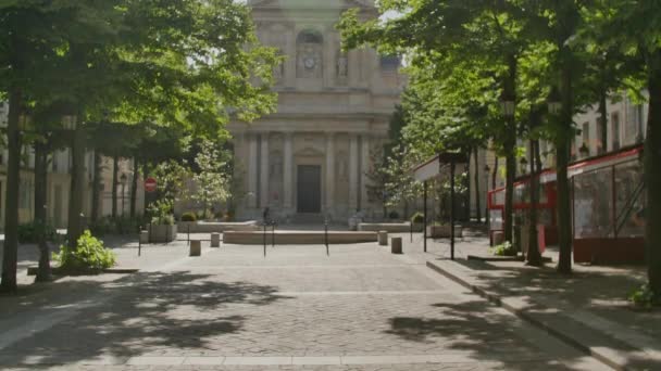 La sorbonne, Pariisin kuuluisa koulu
 - Materiaali, video