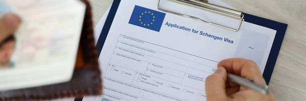 Documento de solicitud de carta para visado schengen
. - Foto, imagen