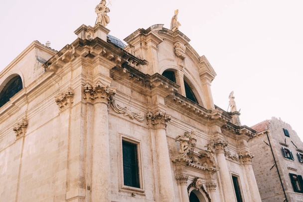 Facade of Vlaha Church, in Dubrovnik, Croatia, Europe. - Foto, afbeelding