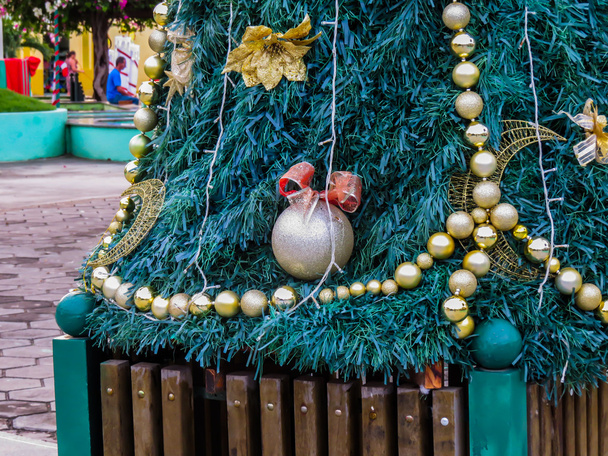 Кульки прикраси на Різдво
 - Фото, зображення