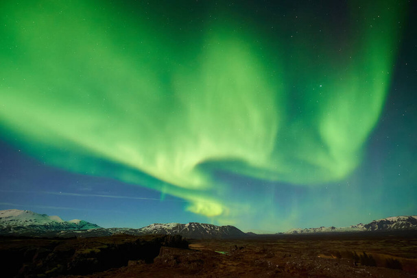 Das Nordlicht (Aurora) über dem Thingvellir Nationalpark, Island - Foto, Bild