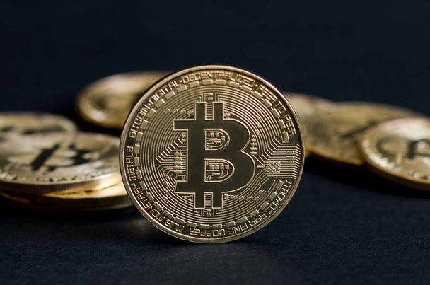 Bitcoin. Virtual cryptocurrency concept - Zdjęcie, obraz