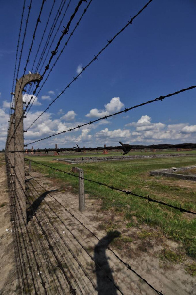 Niemiecki nazistowski obóz koncentracyjny Auschwitz w okupowanej Polsce podczas II wojny światowej - Zdjęcie, obraz