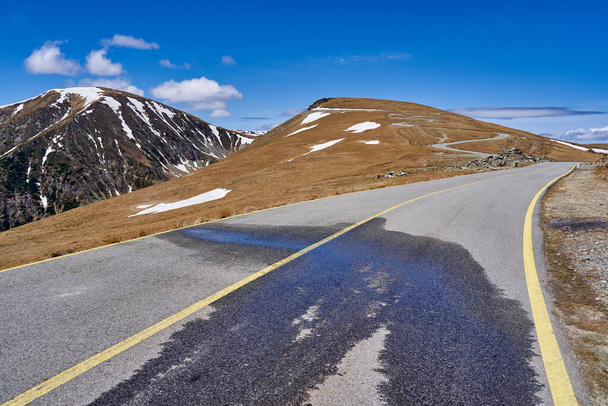 Transalpina road in Romania, early summer in the mountains - 写真・画像