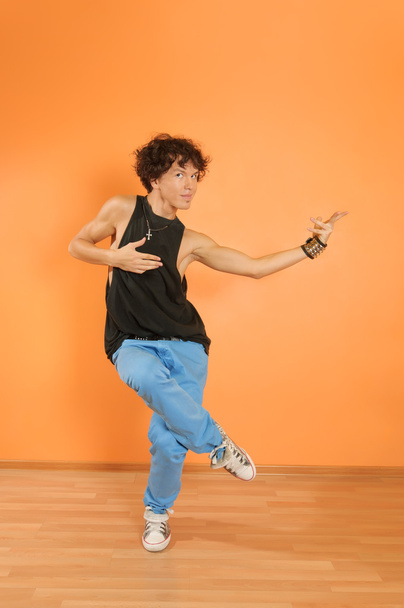 Break dancing performer - Valokuva, kuva