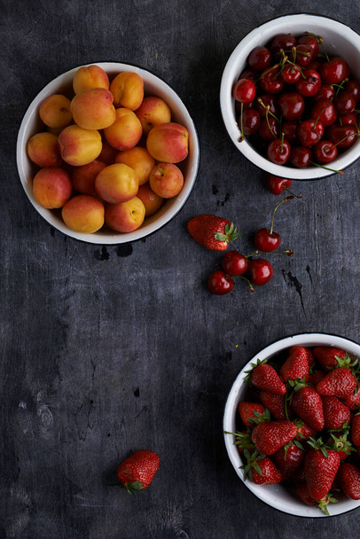berries in bowls - 写真・画像