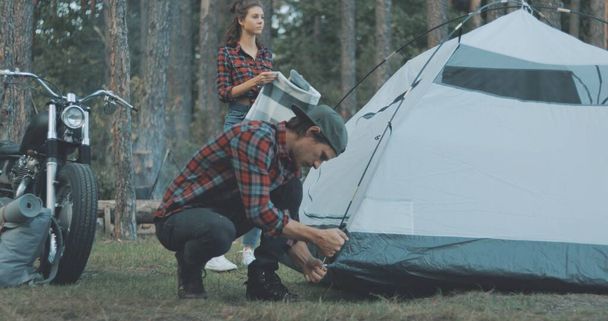 Camping in forest - Foto, Imagem