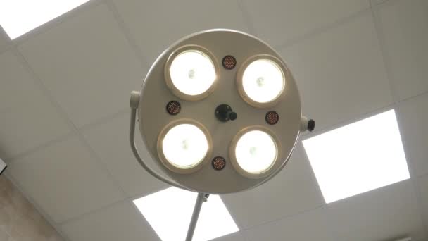 operační sál lékařské lampy - Záběry, video